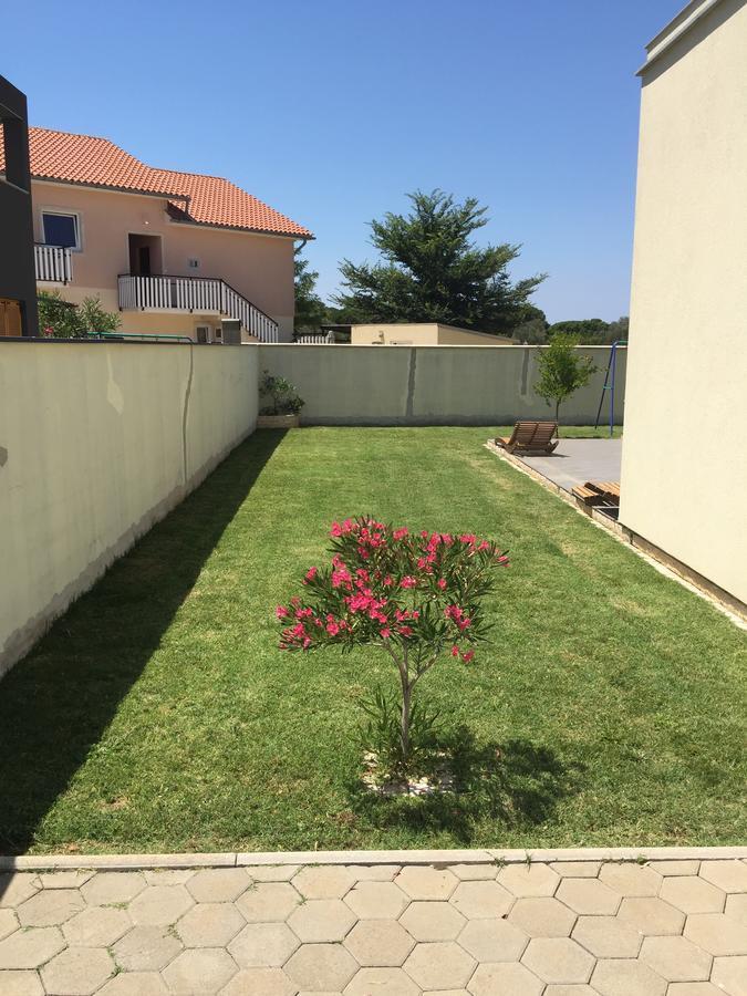 Villa Palatium I Fažana Eksteriør billede